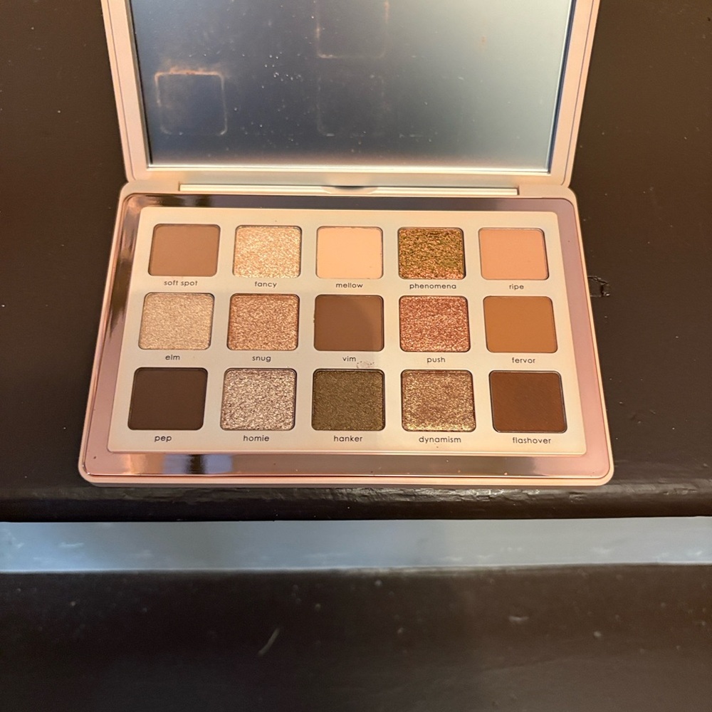 Natasha Denona Neutral Glam Eyeshadow Palette